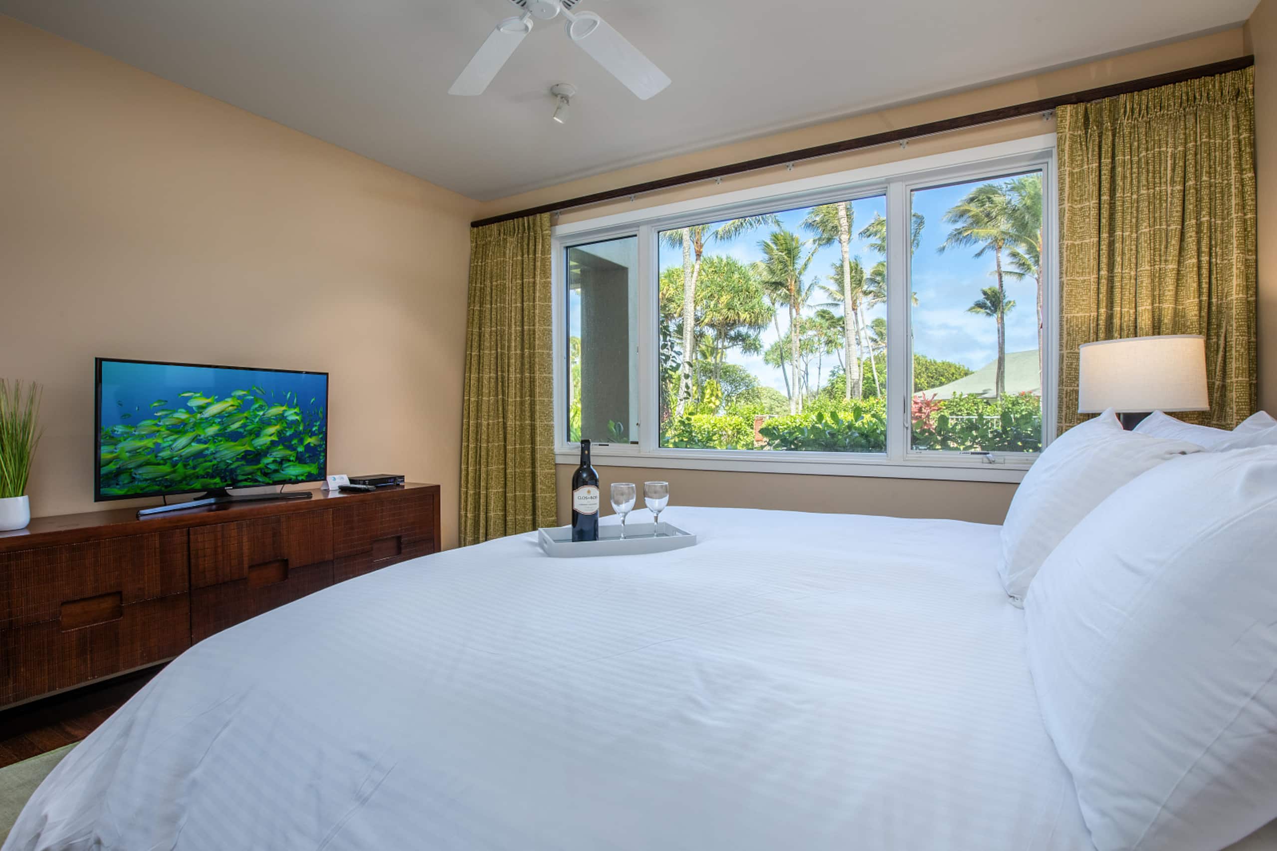 Home in Kahuku · ★4.98 · 3 bedrooms · 4 beds · 2 private baths - Image 11