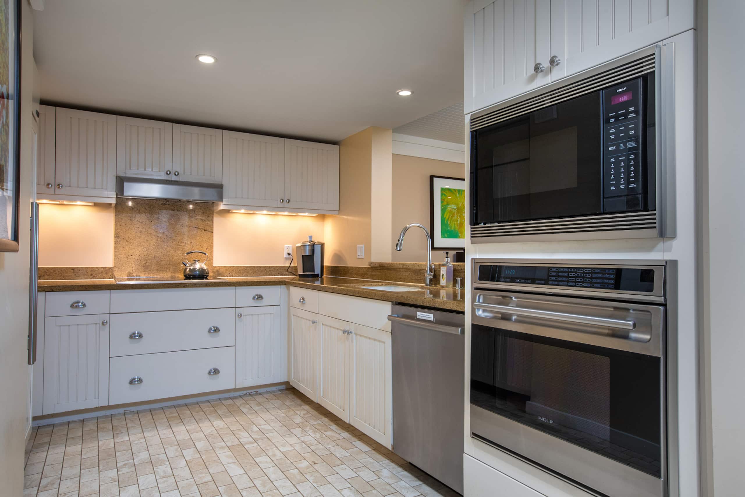 Home in Kahuku · ★4.98 · 3 bedrooms · 4 beds · 2 private baths - Image 3