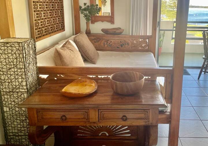 การนั่งเล่นบนเตียงนอนเล่นเป็นความหรูหราที่ยอดเยี่ยม (คุณจะไม่กลับไปที่เลานจ์ปกติหลังจากหนึ่งในนั้น)