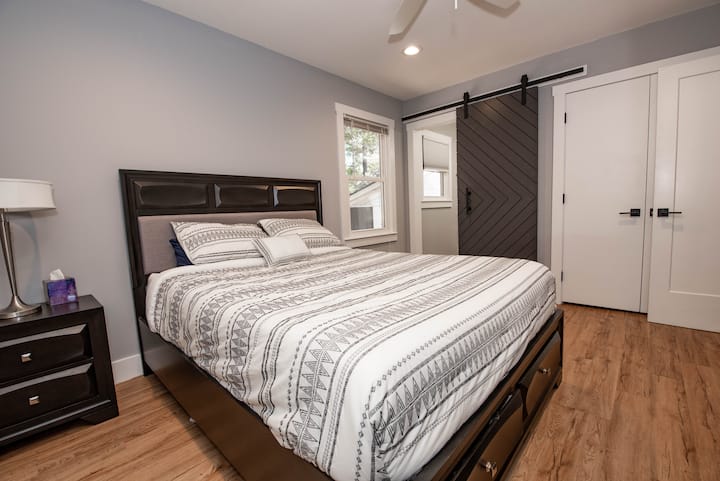 საძინებელი 1