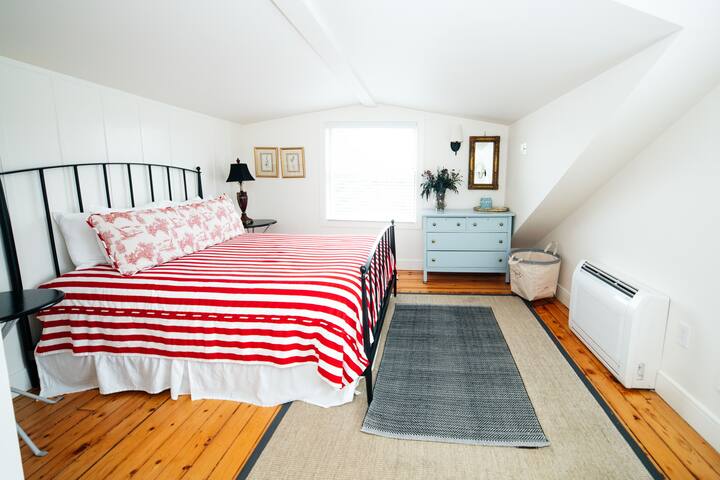 Elegant large 2-Bedroom Apt- Pasta Beach Penthouse gallery image 5