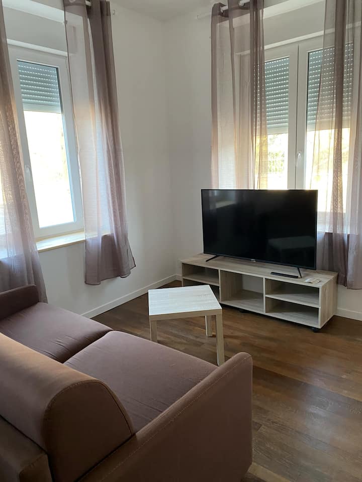 Appt Rdc Meublé 2/4 Pers (+2p) - Florenville