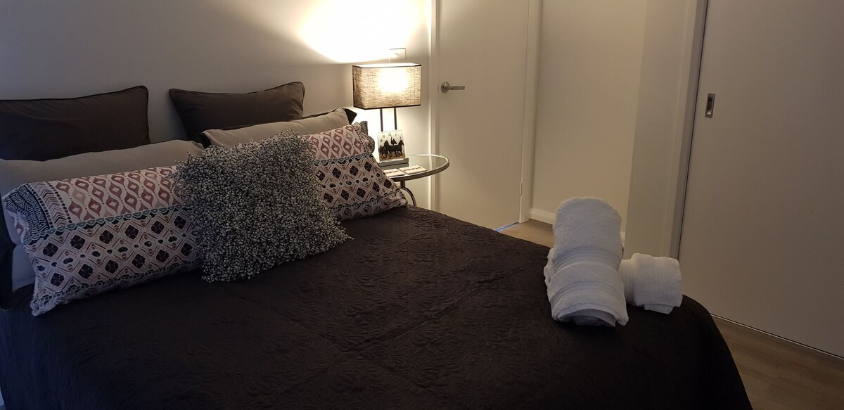 საძინებელი 1