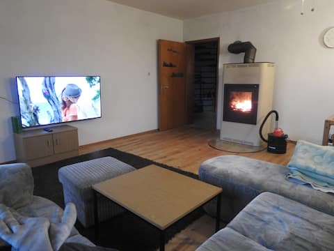 Leistungsstarkes Airbnb: Bergblick in Medebach