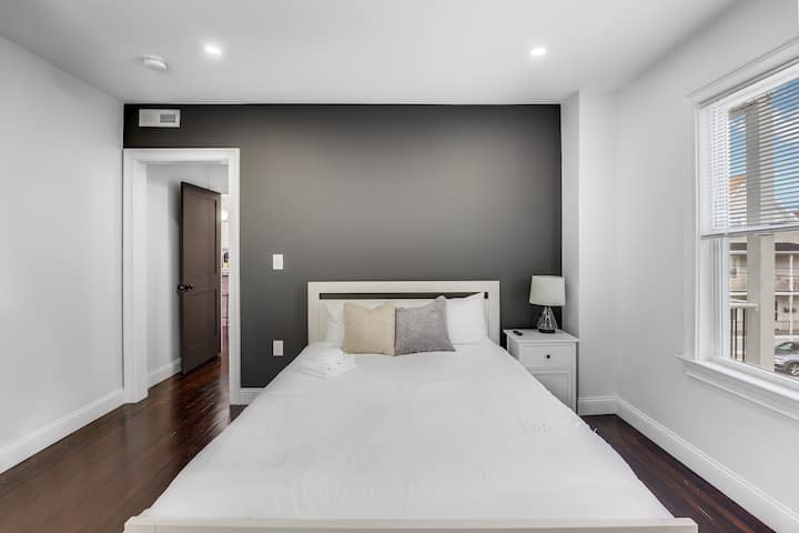 ห้องนอนใหญ่