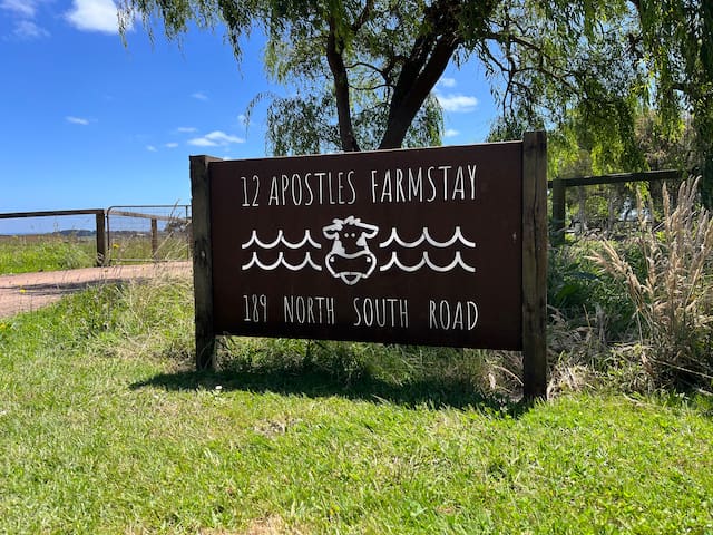 12 Apostles Farmstay family and pet friendly