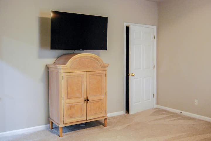 BEDROOM 4!