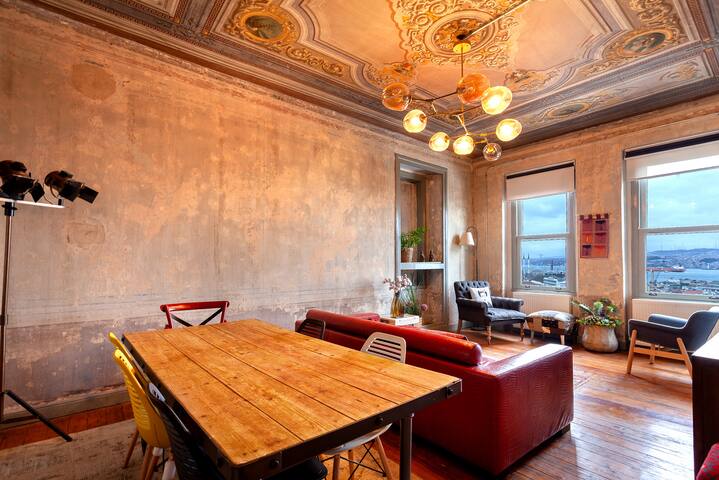 F-stylish 5 BR/2BA Bosphorus view gallery image 2