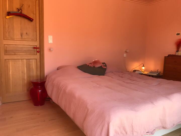 Queen size room,  open to the 45m2 terrace. Make sweet dreams in the water bed: its shape adapts exactly to the body, which limits the pressure in the spine and allows the muscles to relax completely