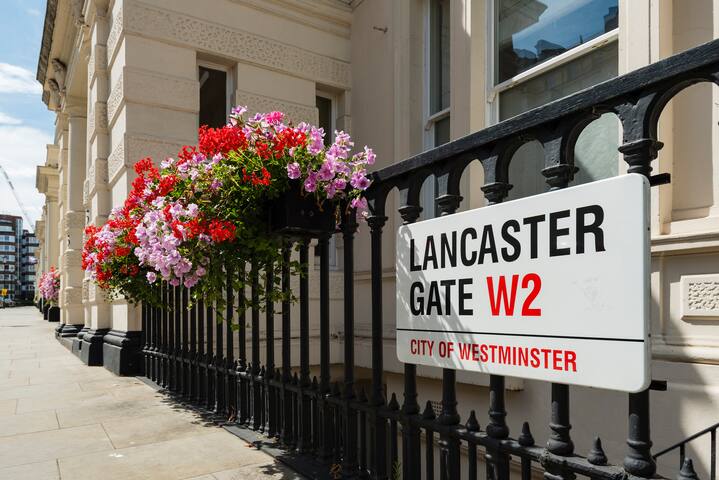 Spacious 2Bedroom with Terrace – Hyde Park gallery image 5