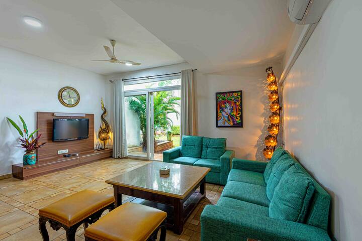 Living room image 1