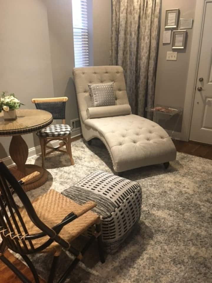 Shadyside Apartments: 1 Bed-1 Full Ba Jewel! - Pittsburgh, PA