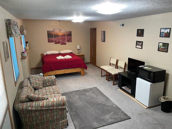 Iowa City Vacation Rentals Airbnb
