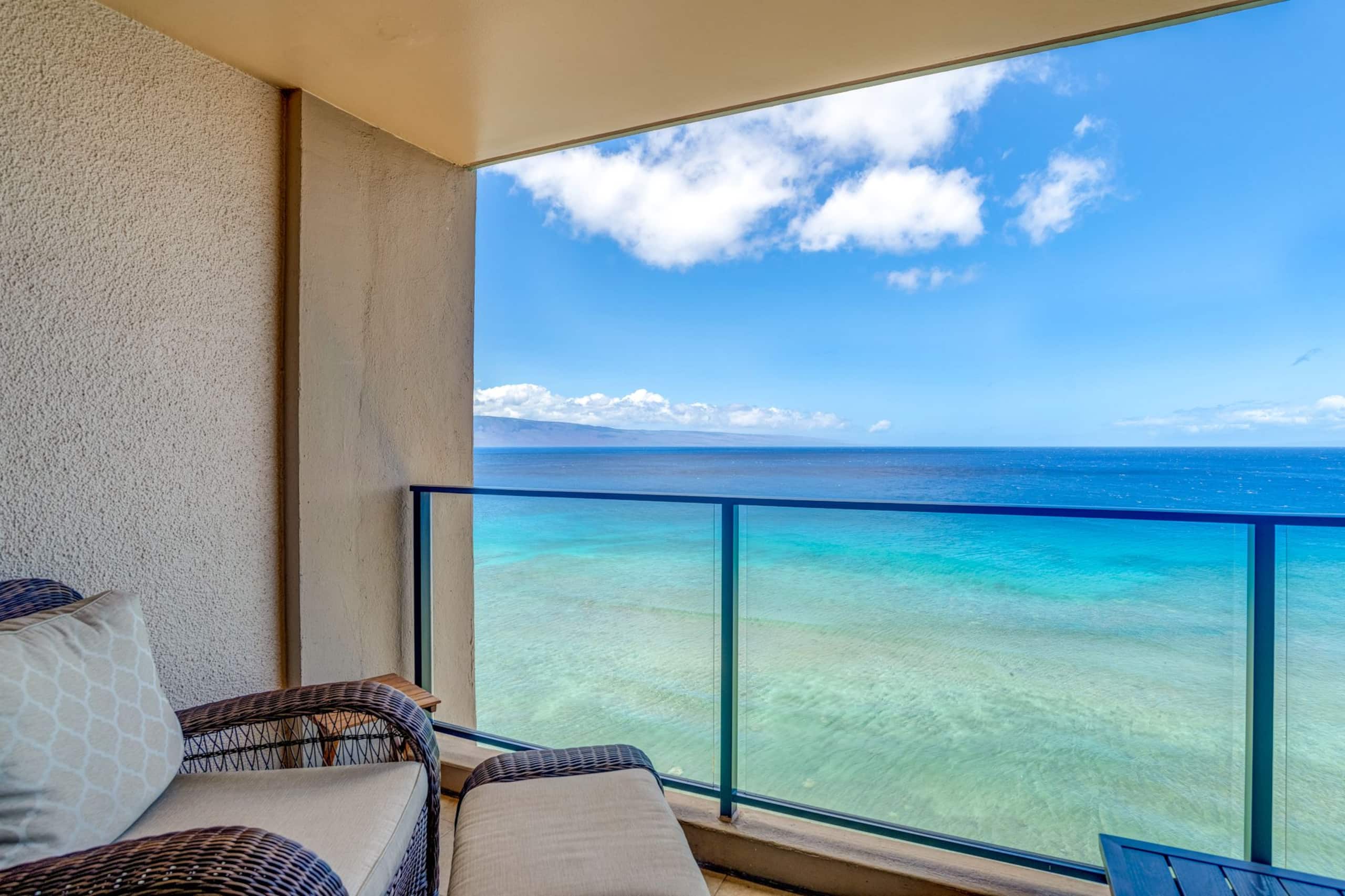 Condo in Lahaina · ★4.98 · Studio · 2 beds · 1 bath - Image 12
