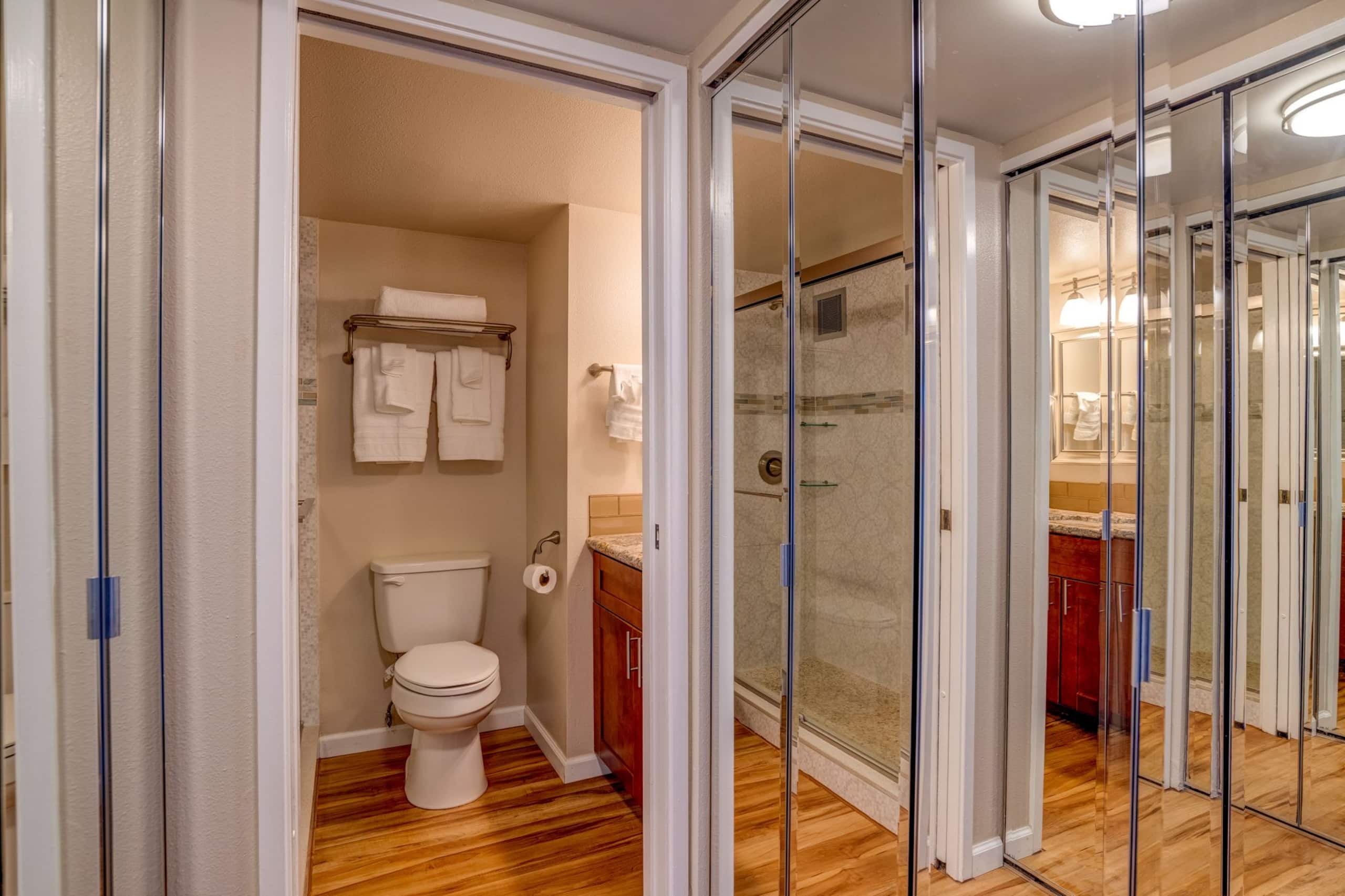 Condo in Lahaina · ★4.98 · Studio · 2 beds · 1 bath - Image 11