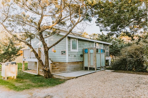 SwellShack! Boutique Couples Hideaway