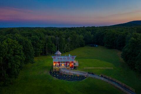 The Woodstock Barn House - Sauna, Gym, Jacuzzi