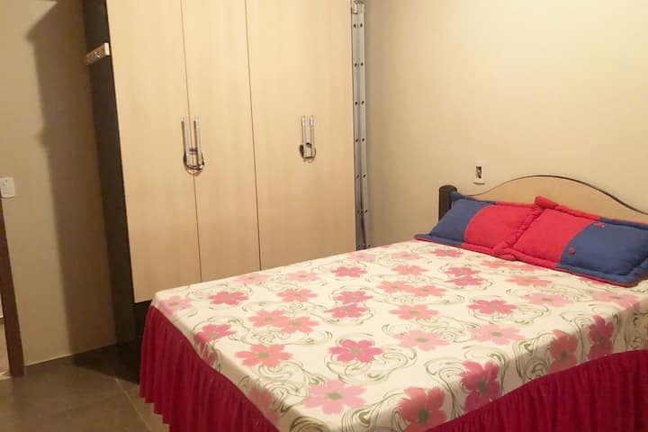 Chumba kisicho na chumba cha ndani.