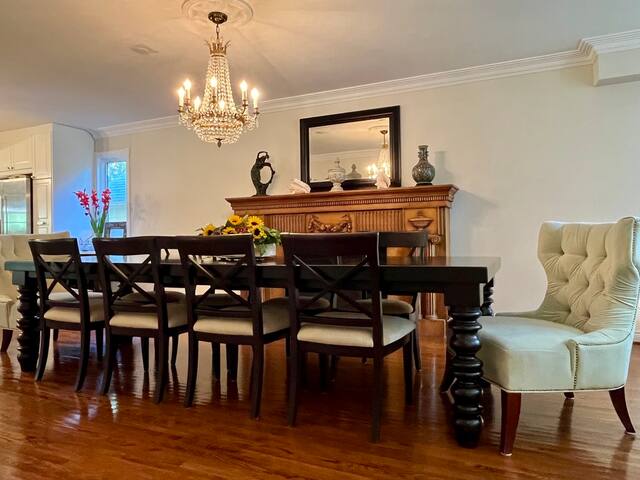 Executive Toronto Home Beaches/Bluffs area gallery image 3