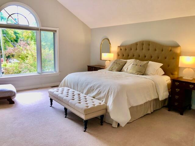 Executive Toronto Home Beaches/Bluffs area gallery image 5