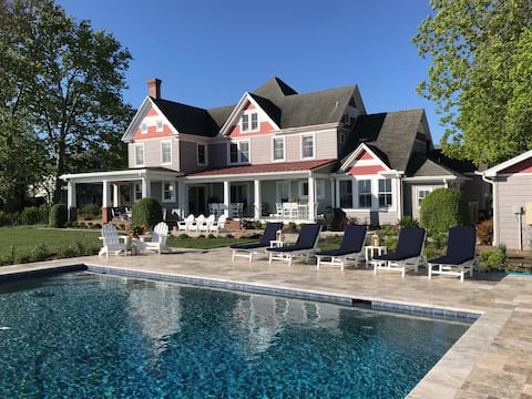 River Lure estate - Waterfront, Pool, Hot Tub