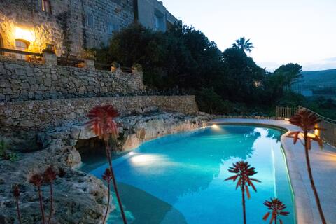 Villeleynah Holiday Home