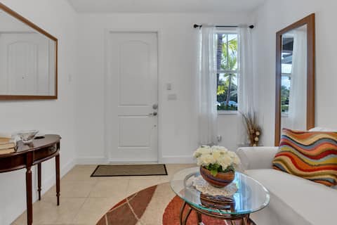 Private beautiful 3bed rm home