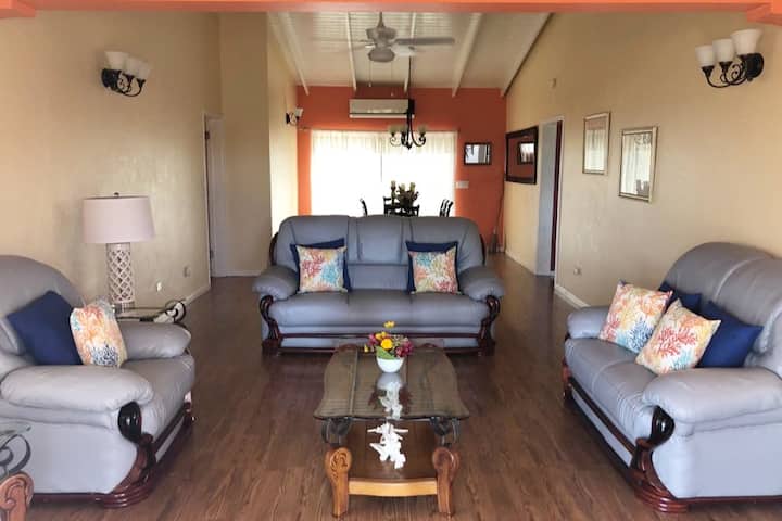 Large Family Villa With Ocean View And Gardens - Antigua-et-Barbuda