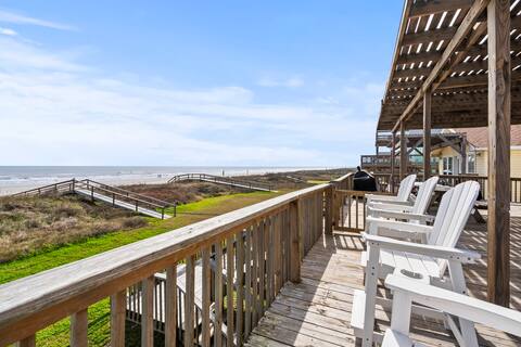 Boho Beach Vibes | Beachfront | Sleeps 16!