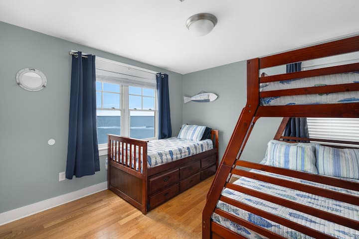 Second Floor: "Children's" room: Twin Trundle bed plus Full/Twin Bunk Bed. Sleeps 5. Looking out at Ocean.