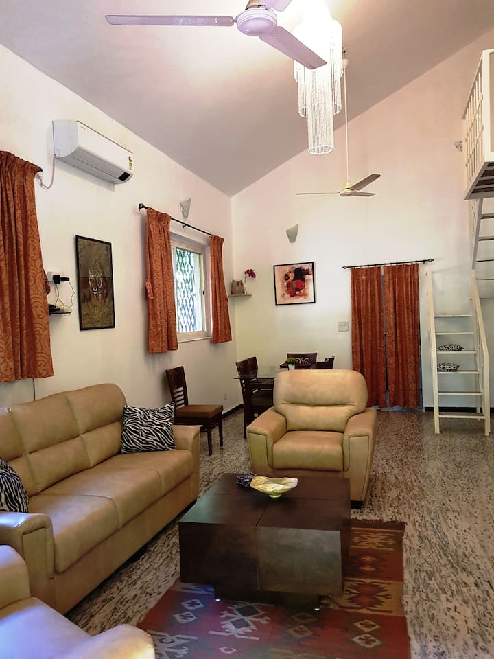 Luxurious 2bhk Villa, Shared Pool, Power Backup - Goa