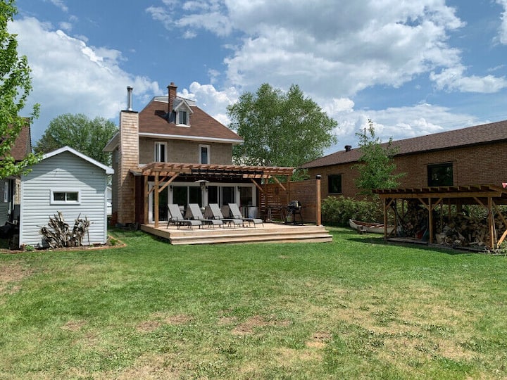 Top 10 Airbnb Vacation Rentals Near Shawville, Canada Updated 2024 Trip101