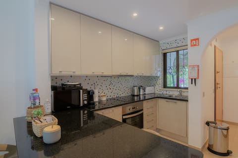 Popular Airbnb listing: Coastal Retreat – Pool & Beach by Drago Rentals in Albufeira