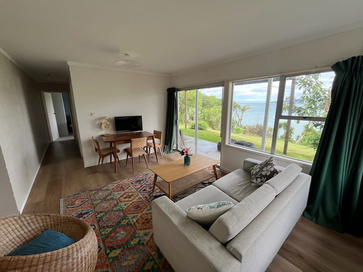 Peaceful Harbourview Stay Houses for Rent in Whangārei, Northland
