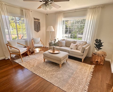 Successful Airbnb property: 10-Acre Vineyard Cottage w/Hot Tub + Bocce Court in Healdsburg