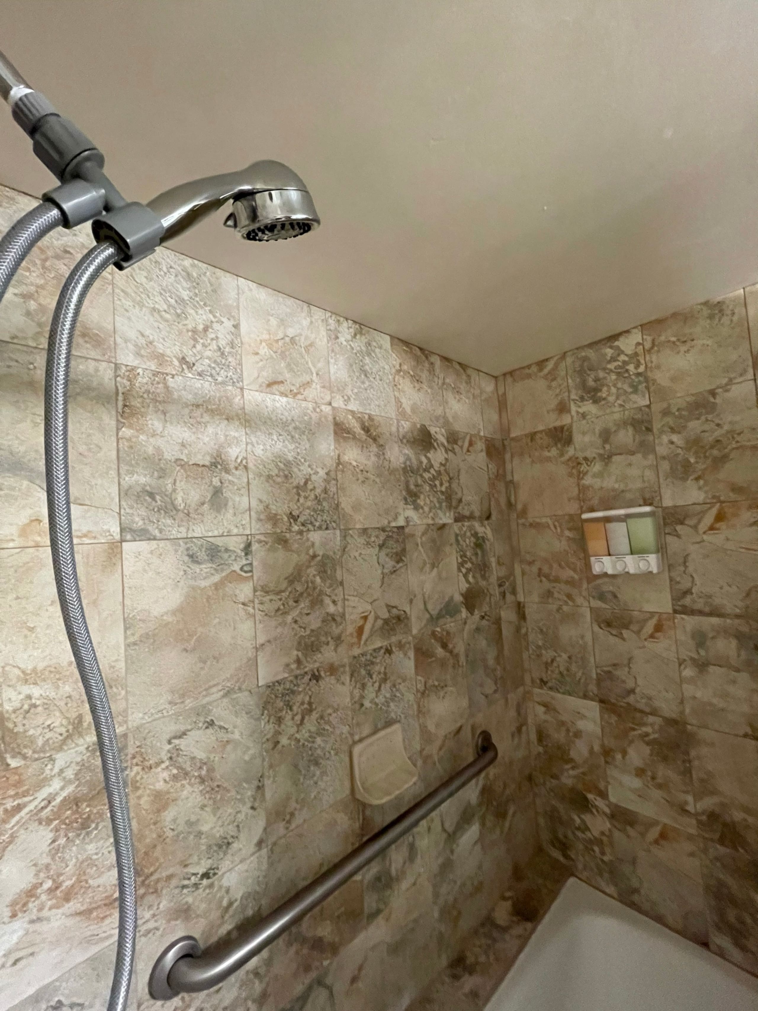 🌊view🌊 5min to🏄‍♀️🏊‍♀️🐠🦈🌸🏖 free 🚗🅿️💎location,💎 💨WIFI🌺 F22A05🌺 - Image 17