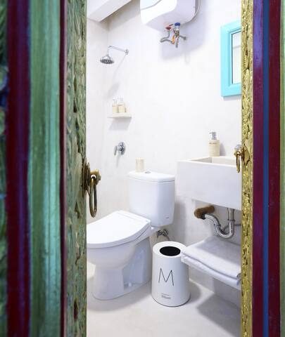 Balé Bingin Beachfront Stay managed Airbnb listing 2