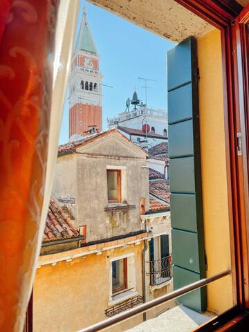 STUNNING SAN MARCO VIEW FROM LUXURY APARTMENT gallery image 5