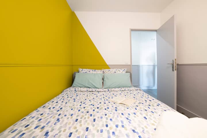 Chambre 4 / საძინებელი 4