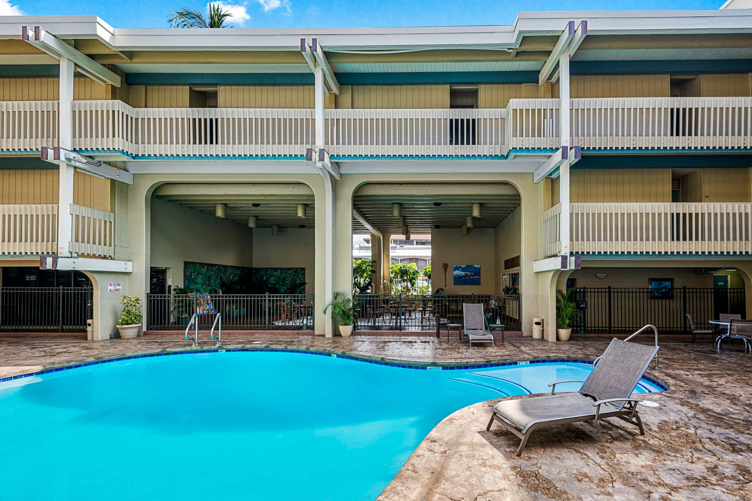 Condo in Kailua-Kona · ★4.96 · 2 bedrooms · 2 beds · 2 baths - Image 39
