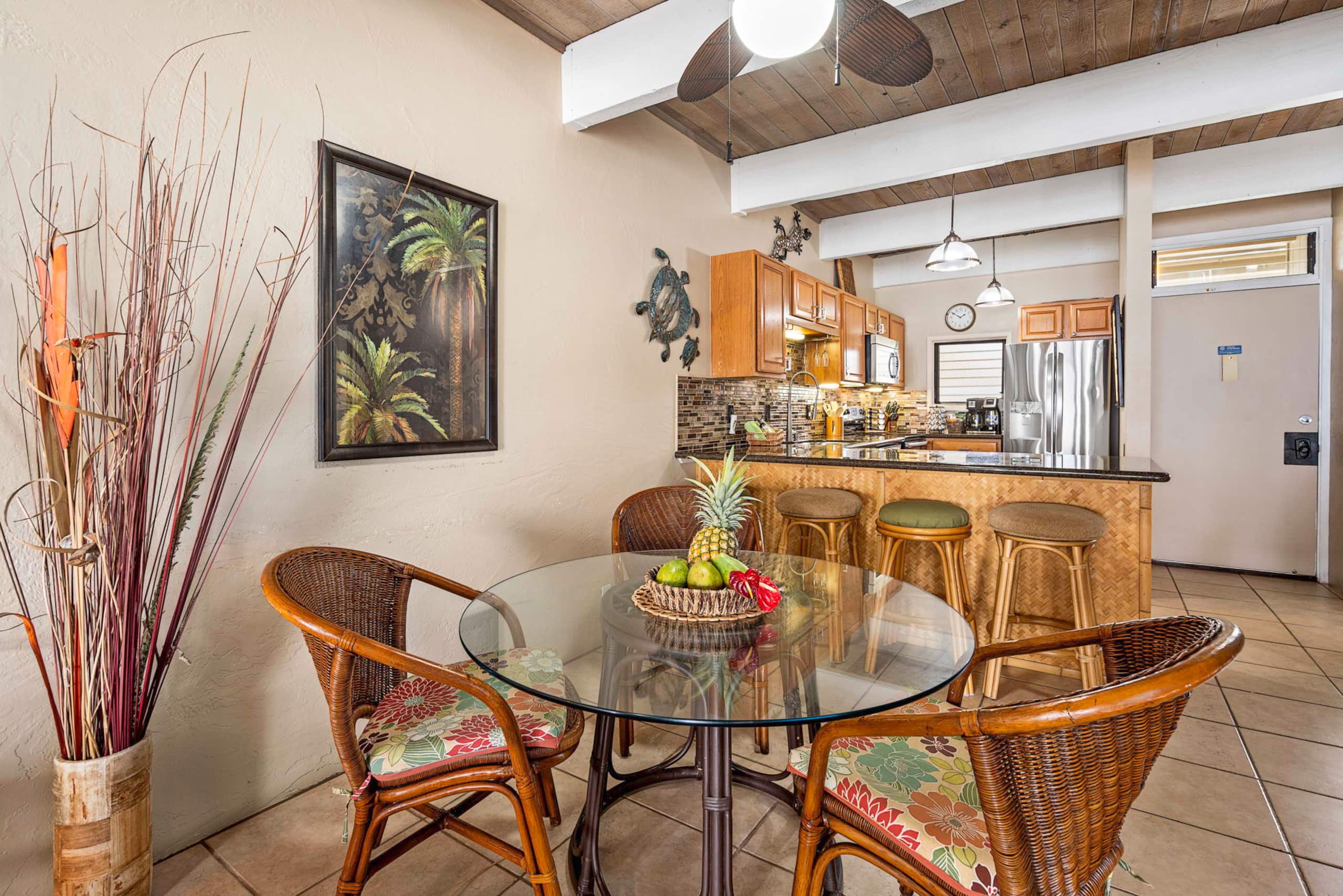 Condo in Kailua-Kona · ★4.96 · 2 bedrooms · 2 beds · 2 baths - Image 19