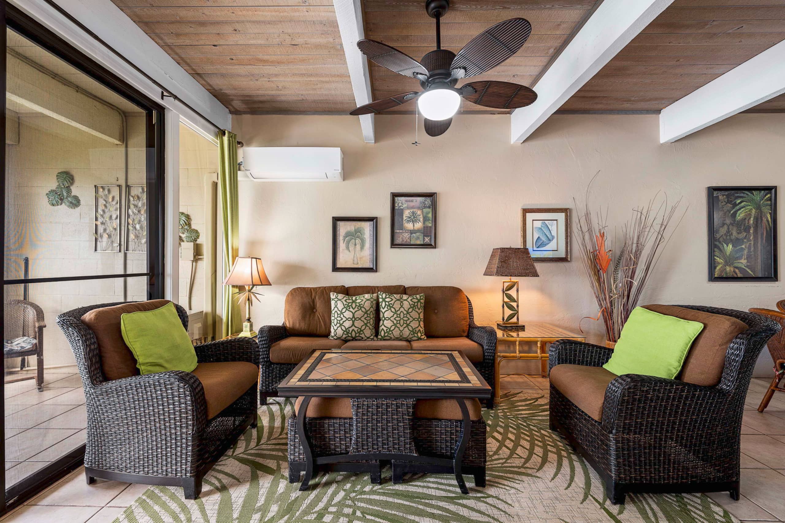 Condo in Kailua-Kona · ★4.96 · 2 bedrooms · 2 beds · 2 baths - Image 8