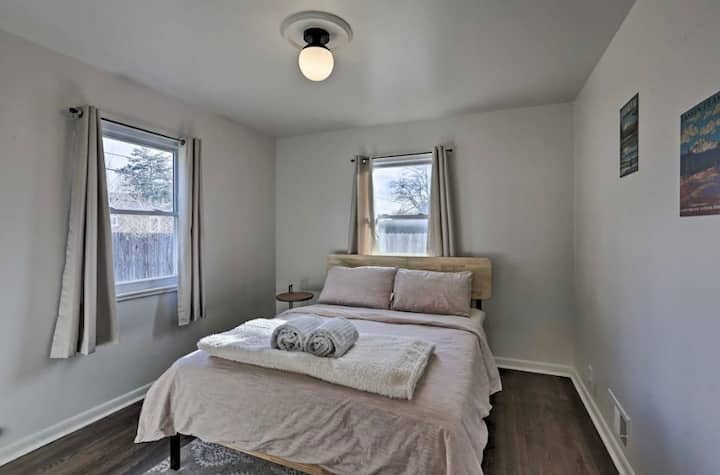 Dormitorio #1, cama tamaño queen 