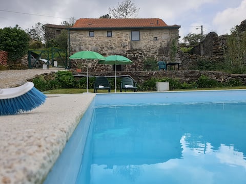 Large Group Houses with Private Pool