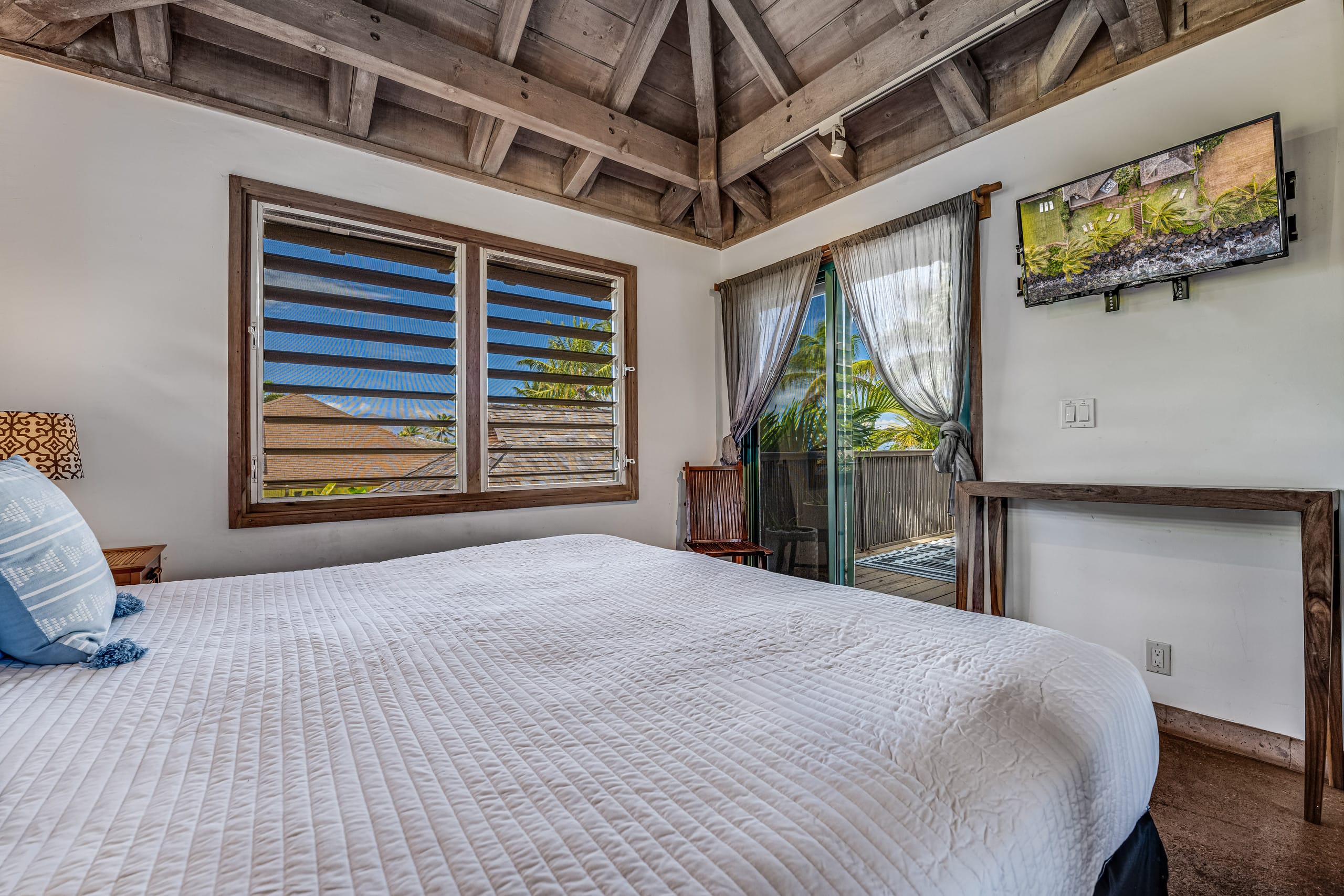 Villa in Paia · ★4.94 · 4 bedrooms · 4 beds · 2 baths - Photo 24