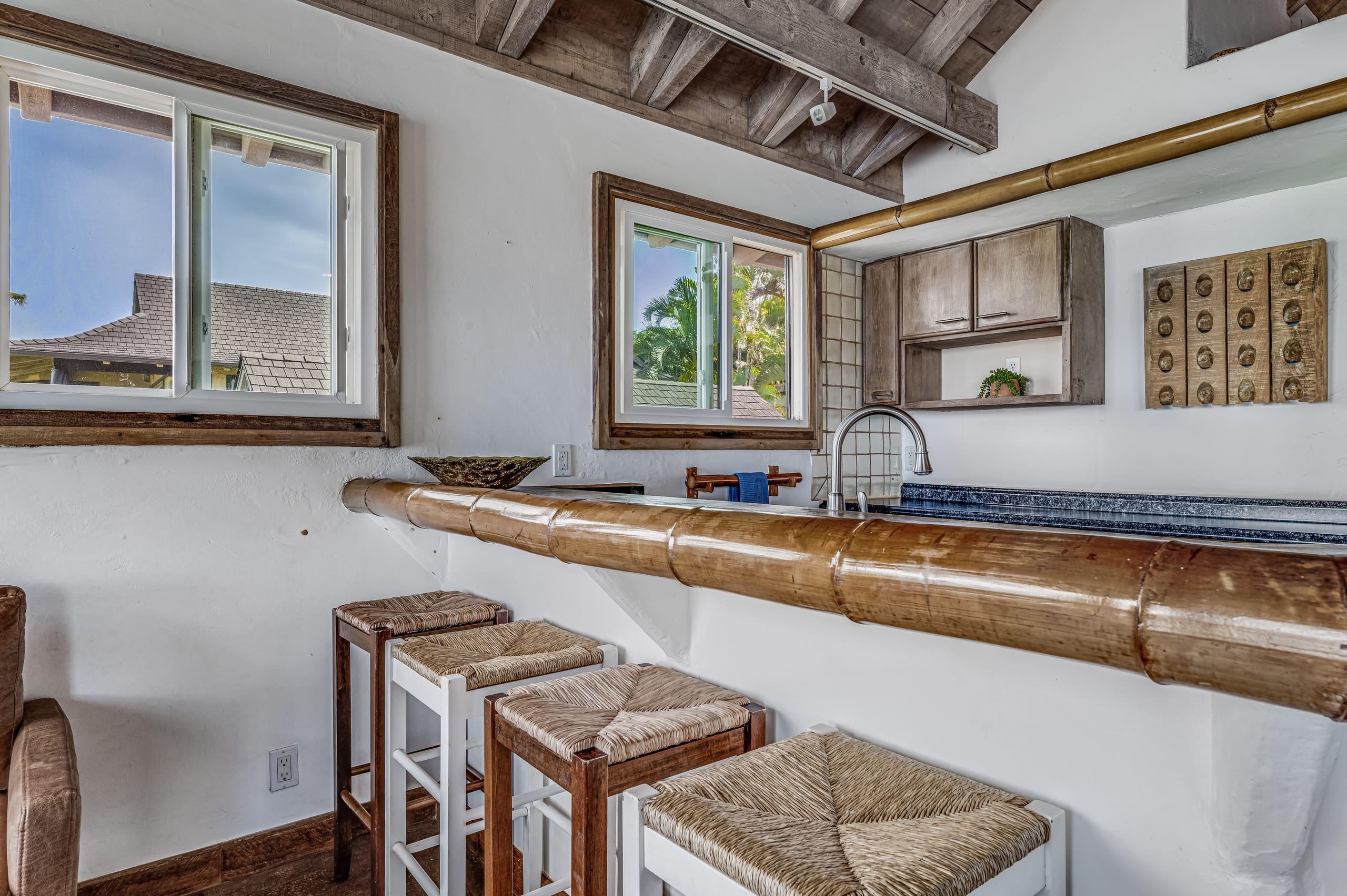 Villa in Paia · ★4.94 · 4 bedrooms · 4 beds · 2 baths - Photo 23