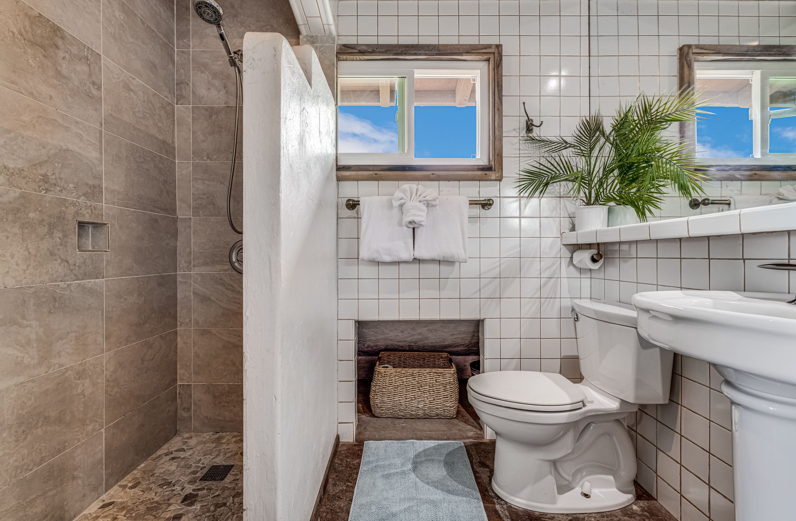 Villa in Paia · ★4.94 · 4 bedrooms · 4 beds · 2 baths - Photo 29