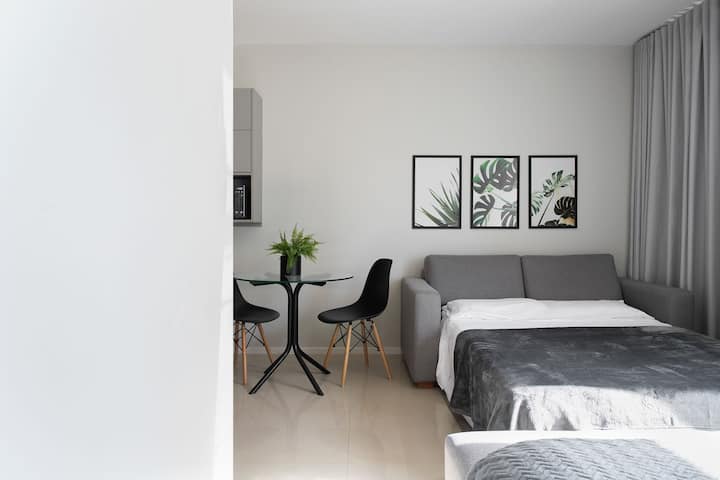 Super cozy flat!Great Location!