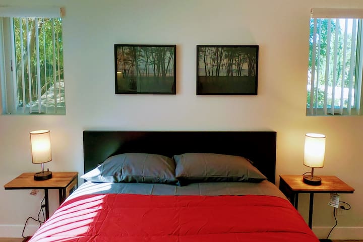 2nd Story Open Air Balcony; Welcoming Apartment!