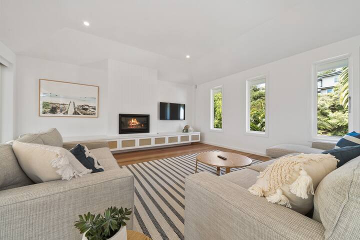 Portsea Pool, Spa Tennis, 5 Bdrm gallery image 3